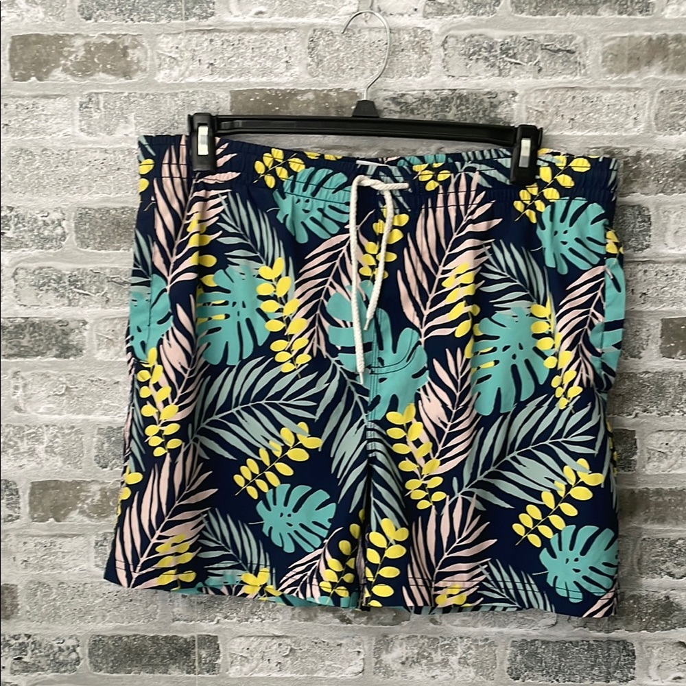 Southern Proper Palm Swim Trunks Navy Men’s size Medium Vacation Beach Pool